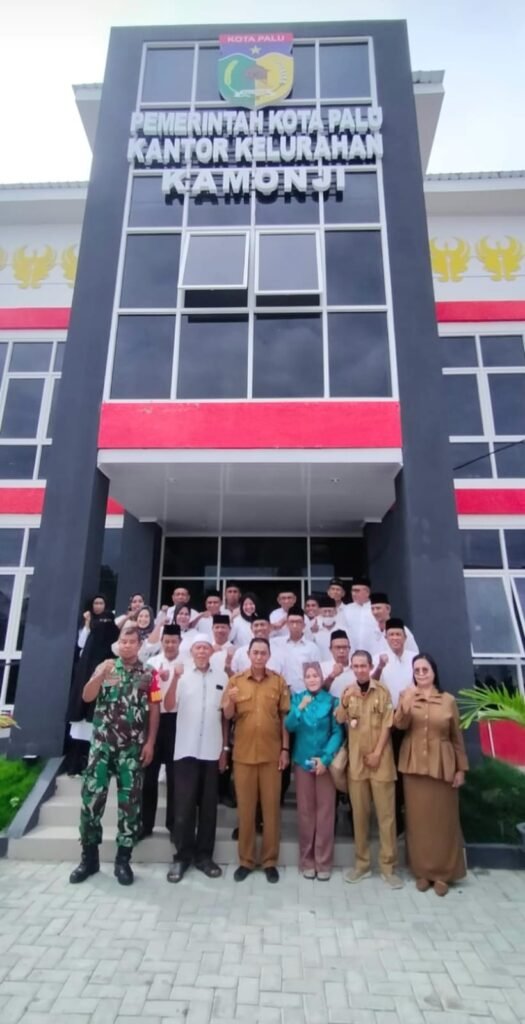 Pelantikan Ketua RT/RW Se-Kelurahan Kamonji